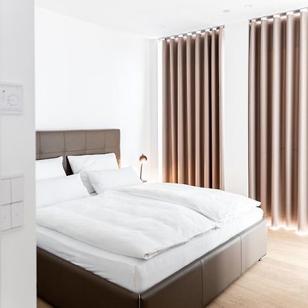 Stuttgarter Tor - Apartments 罗伊特林根 外观 照片