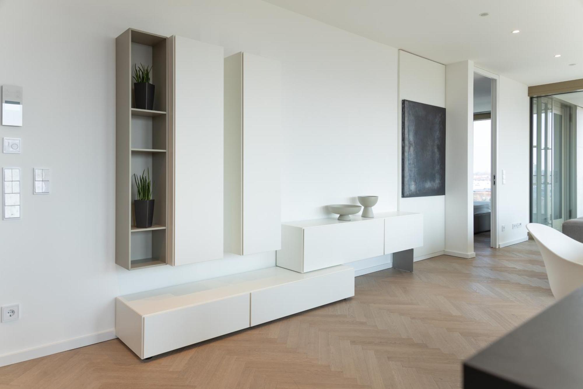 Stuttgarter Tor - Apartments 罗伊特林根 客房 照片