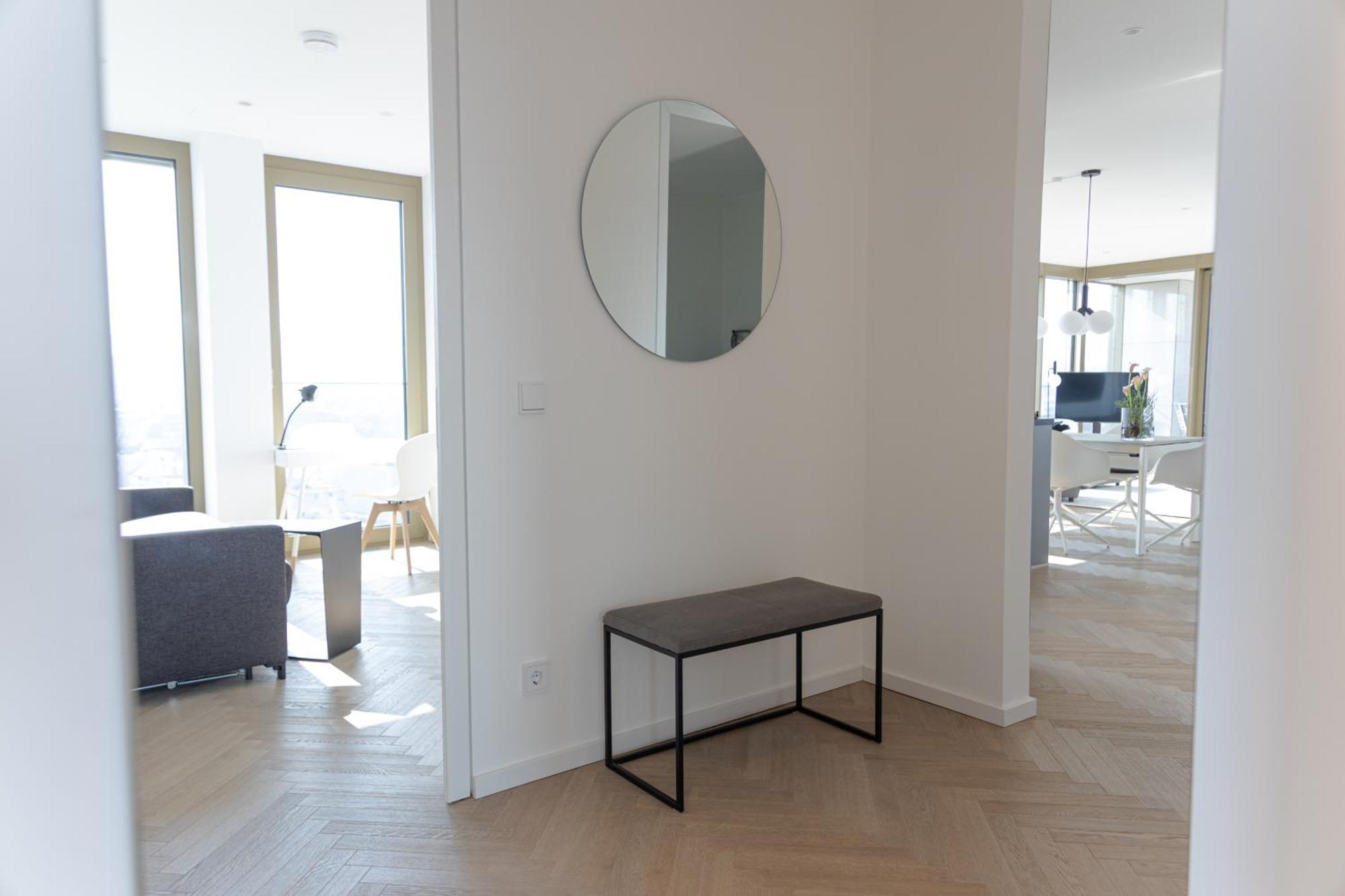 Stuttgarter Tor - Apartments 罗伊特林根 客房 照片
