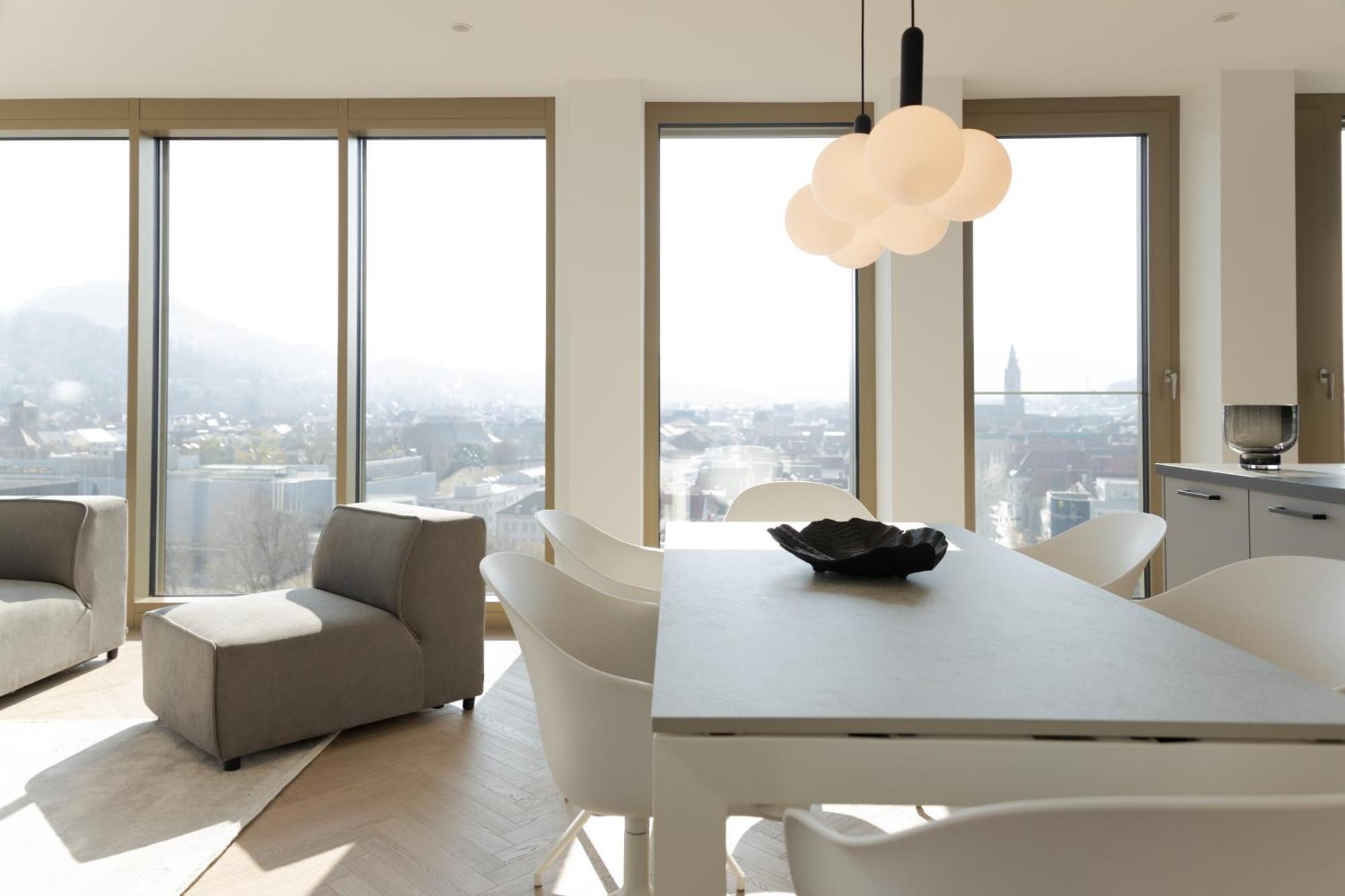 Stuttgarter Tor - Apartments 罗伊特林根 客房 照片