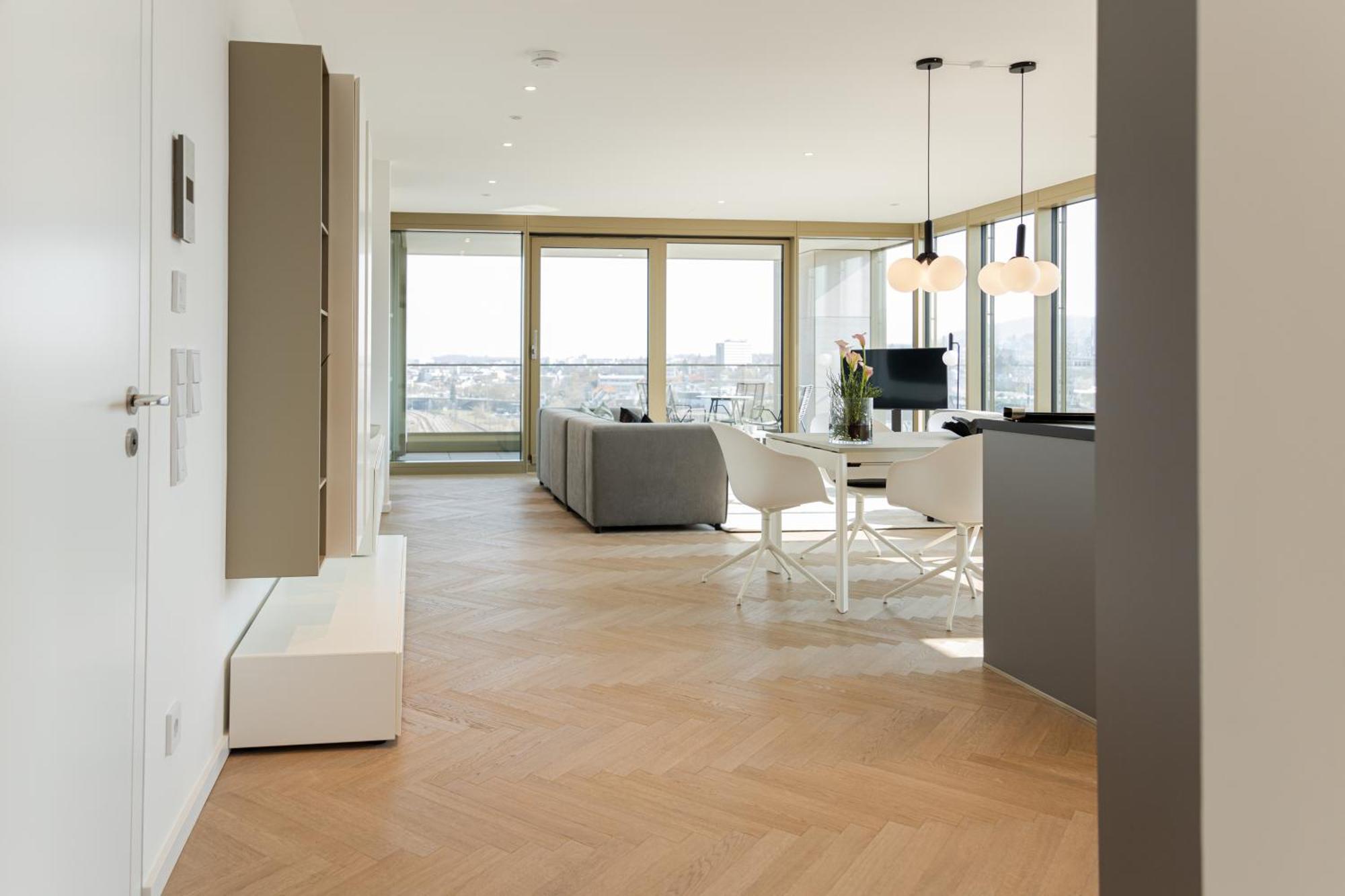 Stuttgarter Tor - Apartments 罗伊特林根 客房 照片