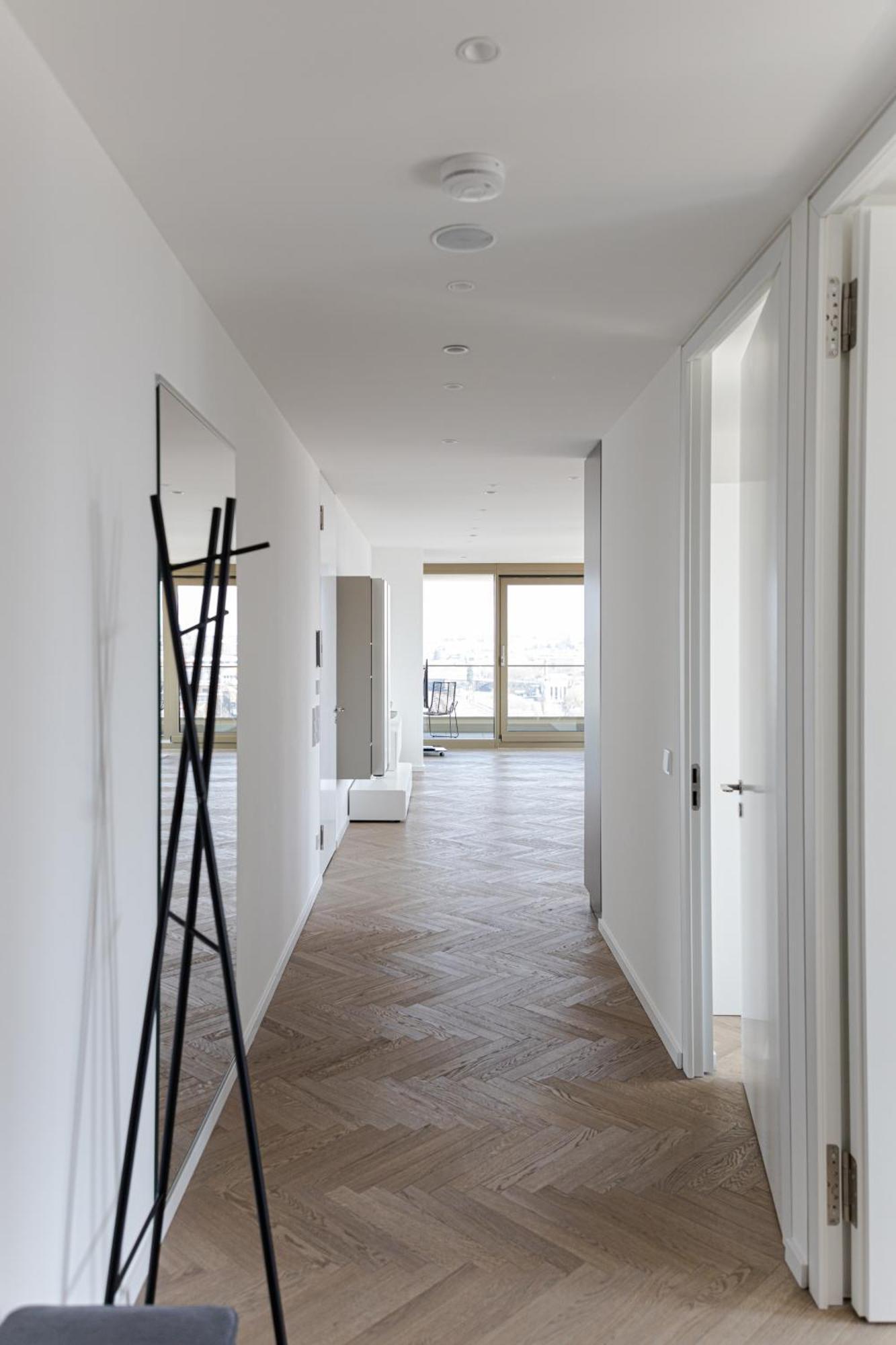 Stuttgarter Tor - Apartments 罗伊特林根 客房 照片