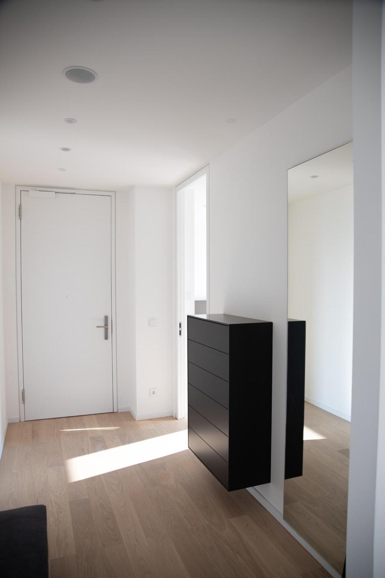 Stuttgarter Tor - Apartments 罗伊特林根 客房 照片