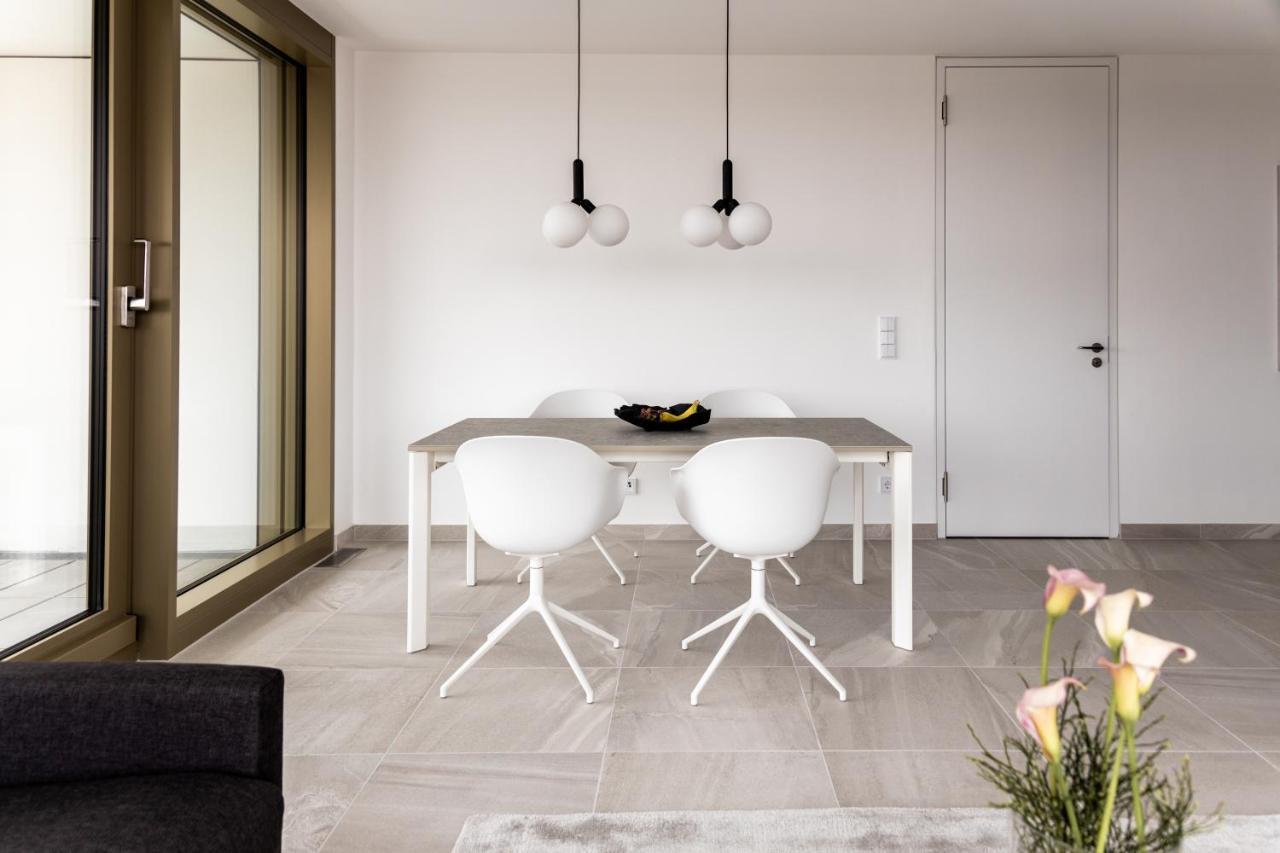 Stuttgarter Tor - Apartments 罗伊特林根 外观 照片