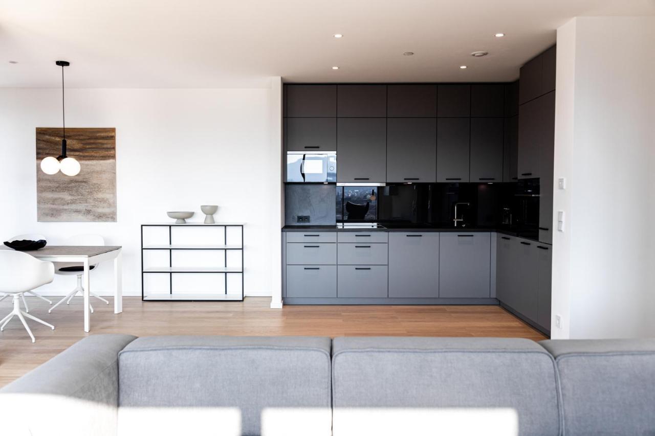 Stuttgarter Tor - Apartments 罗伊特林根 外观 照片